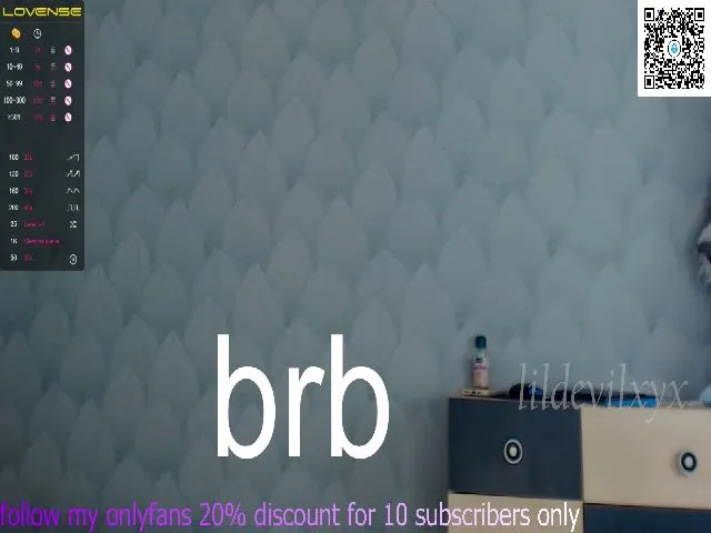 Live sex webcam photo for Lildevilxyx #253489271