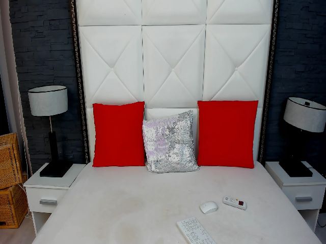 Live sex webcam photo for serenegrey #255502580