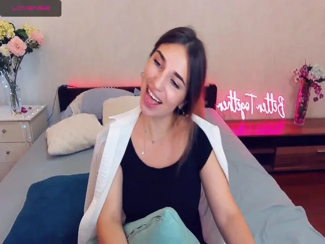 Live sex webcam photo for AnastashaGray #261295850