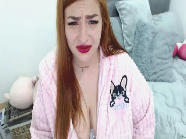 Live sex webcam photo for laurensweety_ #256794225