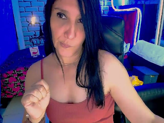 Live sex webcam photo for Sashabreck #287859887