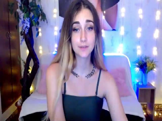 Live sex webcam photo for Lolly__Pop__ #261648664