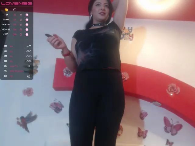 Live sex webcam photo for Joanna4you_ #253197853