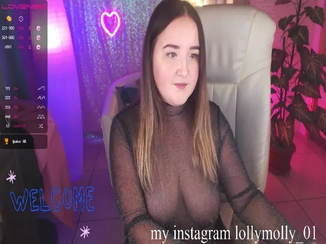 Live sex webcam photo for MollyLoo #258695148