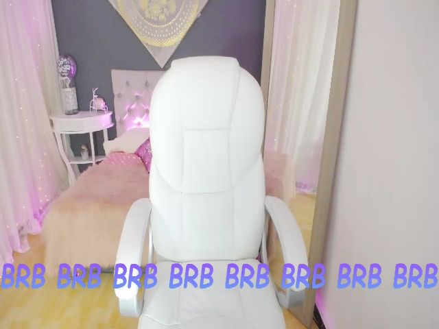 Live sex webcam photo for Karina_V #256765352