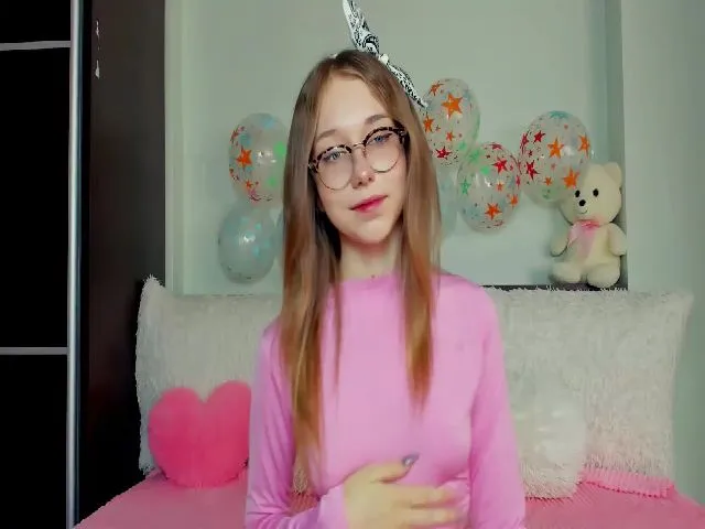 Live sex webcam photo for SweetWOW #261354416
