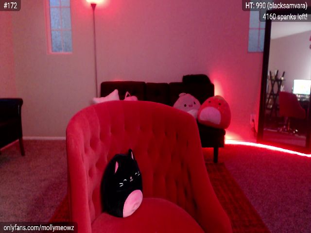 Live sex webcam photo for MollyMeowz #256625787