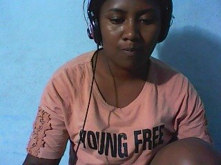 Live sex webcam photo for mybigass15 #240797072