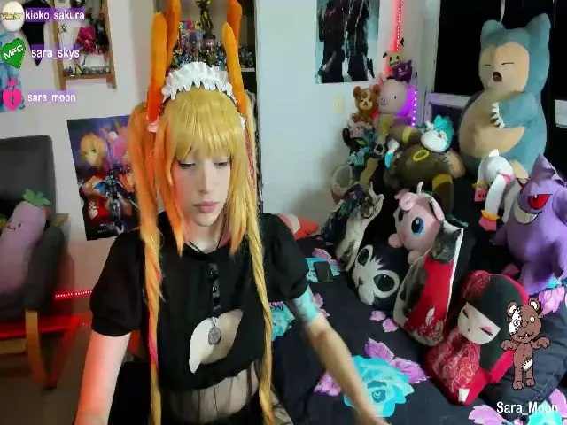 Live sex webcam photo for Sara_Skys #259810087