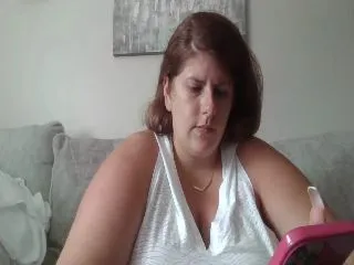 Live sex webcam photo for NotUrBabyMoms #251998775