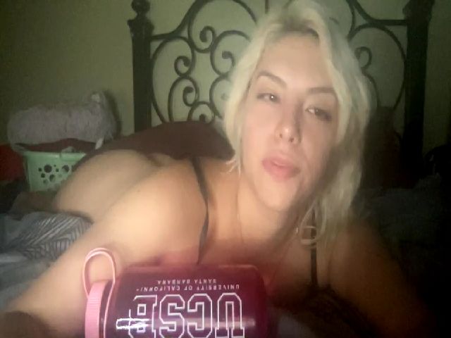 Live sex webcam photo for indicamoon #259125863