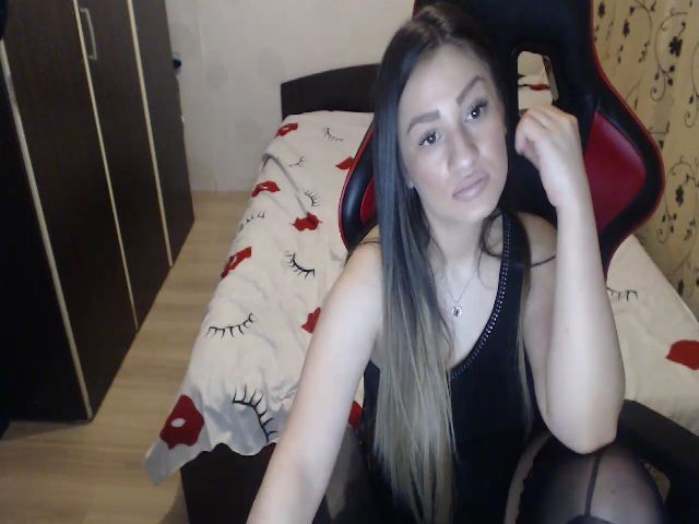 Live sex webcam photo for Adelinesugar #261764782