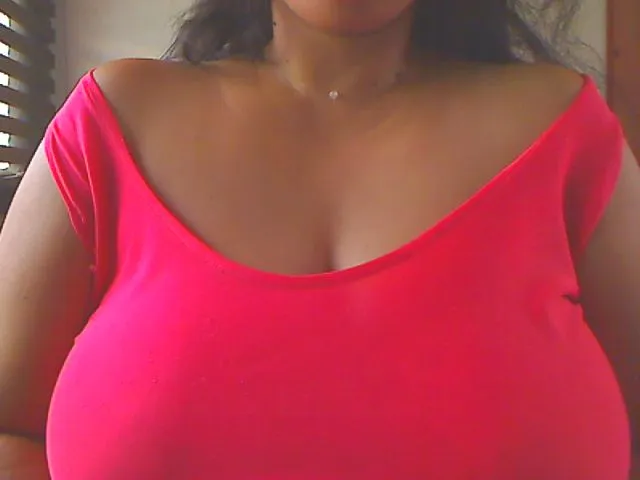 Live sex webcam photo for GIOVANA_SEX #254273868