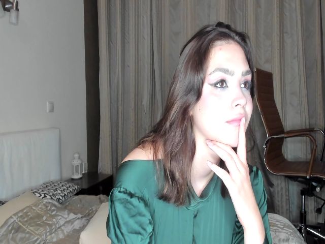 Live sex webcam photo for RikkiBlack418 #252950403