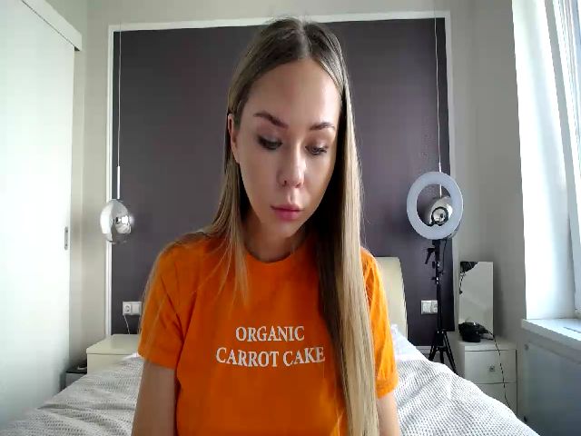 Live sex webcam photo for Linda_0nline #256770236