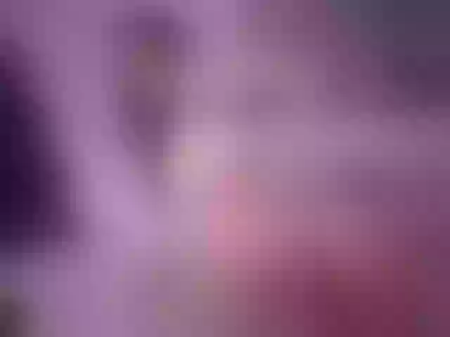 Live sex webcam photo for JuicyyAngel #240924240
