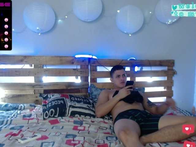 Live sex webcam photo for sexsection202 #241168022