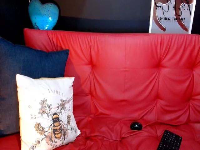 Live sex webcam photo for Ebonyindian69 #254599488