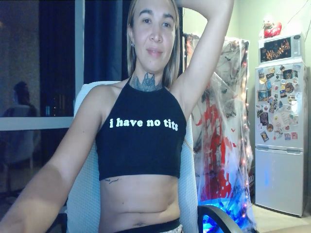 Live sex webcam photo for Angie_Wild #256087364