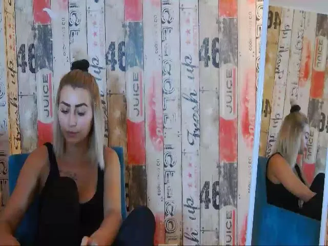 Live sex webcam photo for RubbyKalifha #265428895