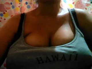 Live sex webcam photo for BarbieBigTits #240667515