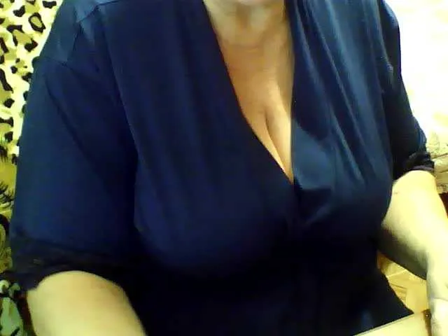 Live sex webcam photo for LolkaAlyss #287976251