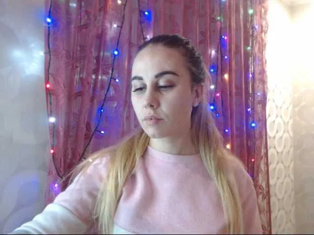 Live sex webcam photo for LexieLexuss #240988465