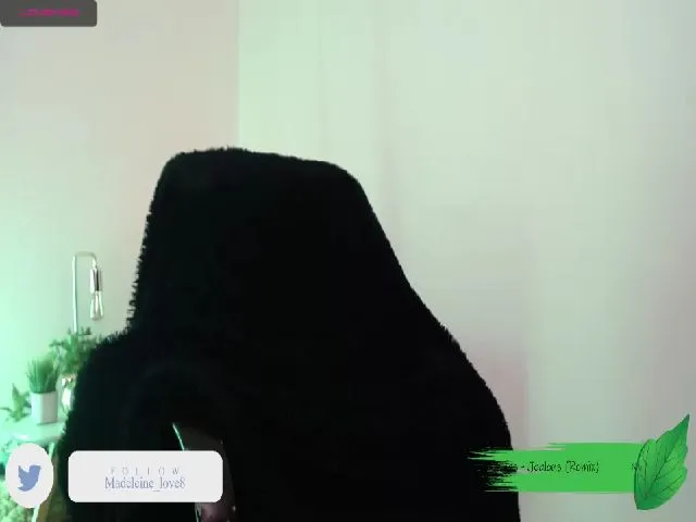 Live sex webcam photo for MadelinLove #256116903