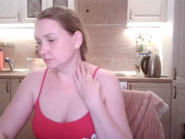 Live sex webcam photo for JaneGrey111 #254884857