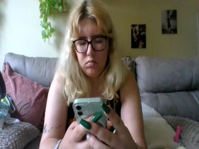 Live sex webcam photo for cozychristine #253526255