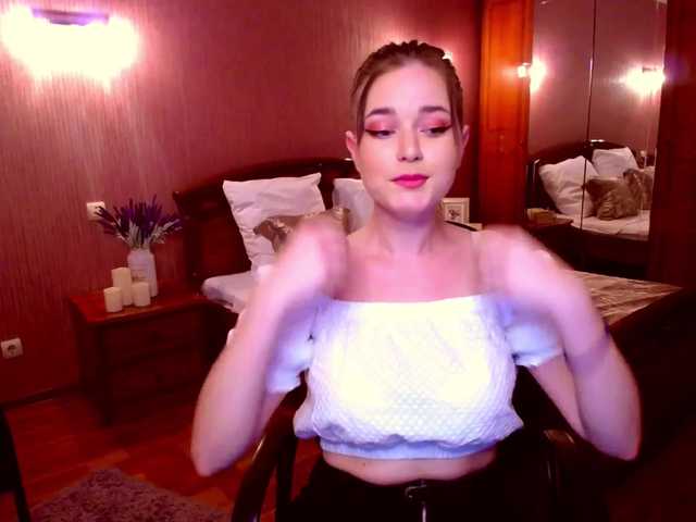 Live sex webcam photo for BurningHearte #245404656