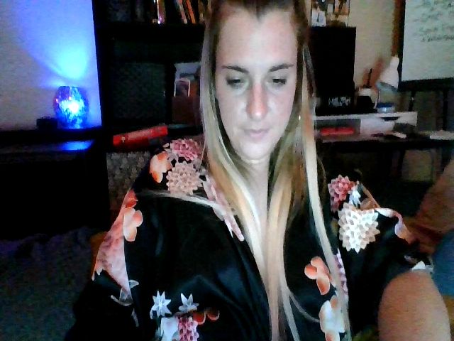 Live sex webcam photo for paigemajesty #264839847