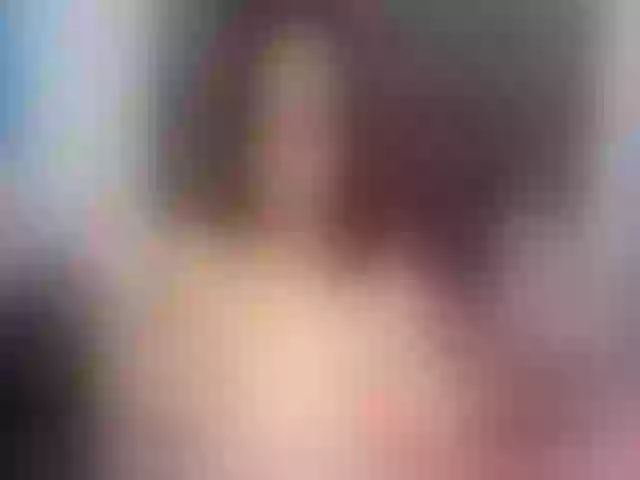 Live sex webcam photo for AngeelJones #263394908