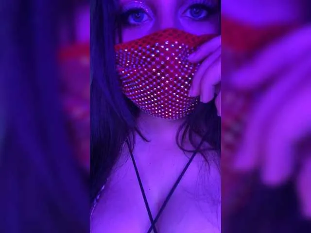 Live sex webcam photo for Tataoops #245446050