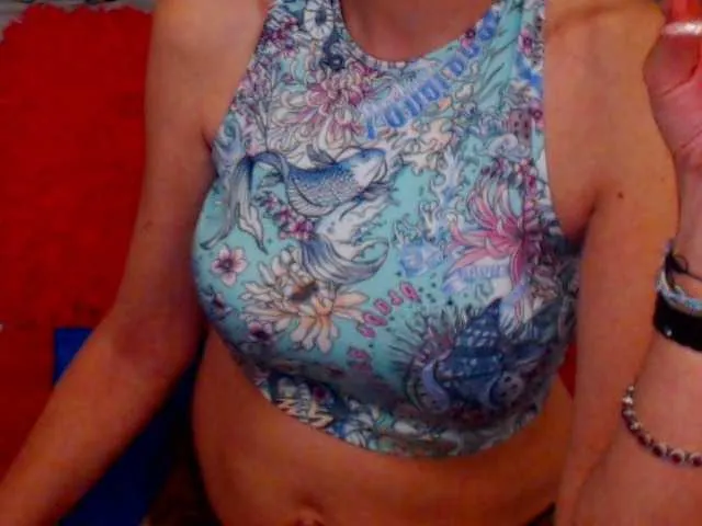 Live sex webcam photo for shannon4u #287962806