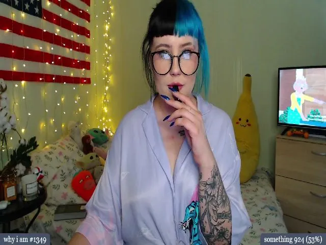 Live sex webcam photo for RoomOfGhosts #254998991