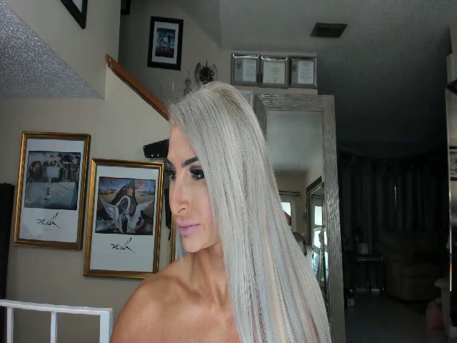 Live sex webcam photo for ADRIANA_FOX #252271439