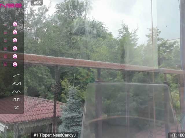 Live sex webcam photo for MissAriana #248214419