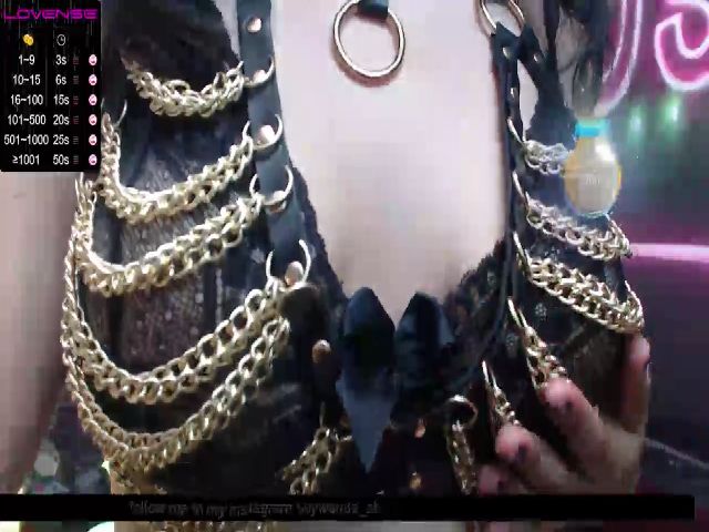 Live sex webcam photo for Wanda_3 #263195148