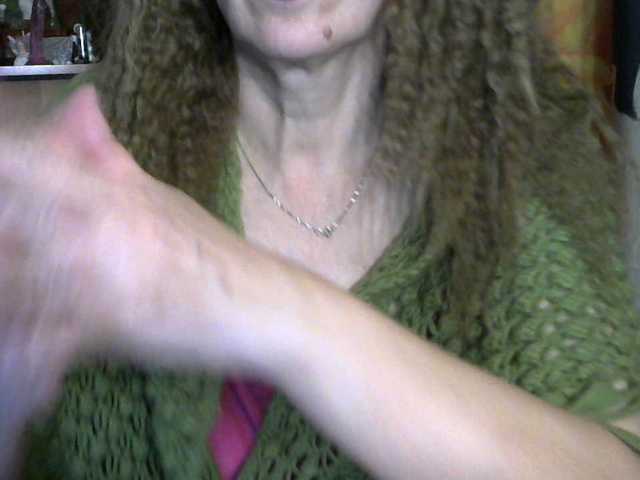 Live sex webcam photo for Sonya48 #241360527