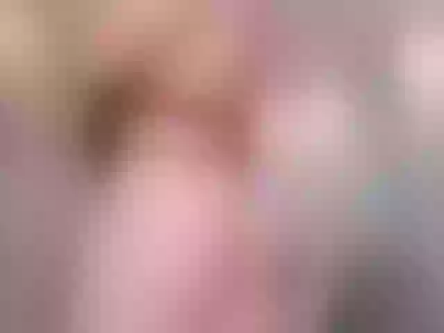 Live sex webcam photo for ManuelaVega #254401374