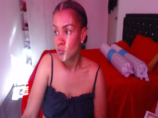 Live sex webcam photo for Shayna_cute #265136852