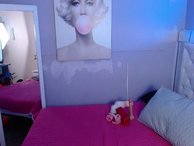 Live sex webcam photo for Martina_ferer #252903080