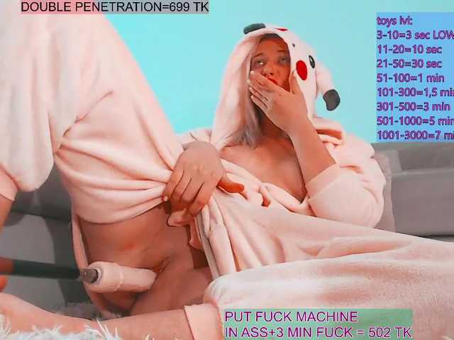 Live sex webcam photo for i-fuckmachine #246089830