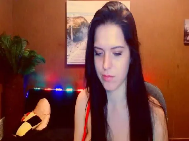 Live sex webcam photo for Antonia_W_ #260168409