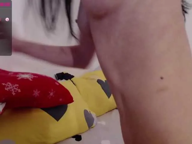 Live sex webcam photo for Teeo02 #241195258