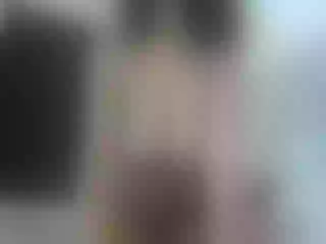 Live sex webcam photo for SexiCanela99 #253792573