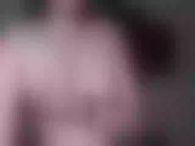 Live sex webcam photo for LycanGirl #252998794