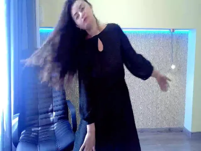 Live sex webcam photo for VictoriaFae #257435993