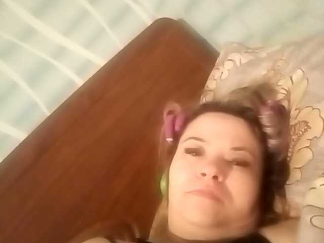 Live sex webcam photo for -Raven40- #241237803